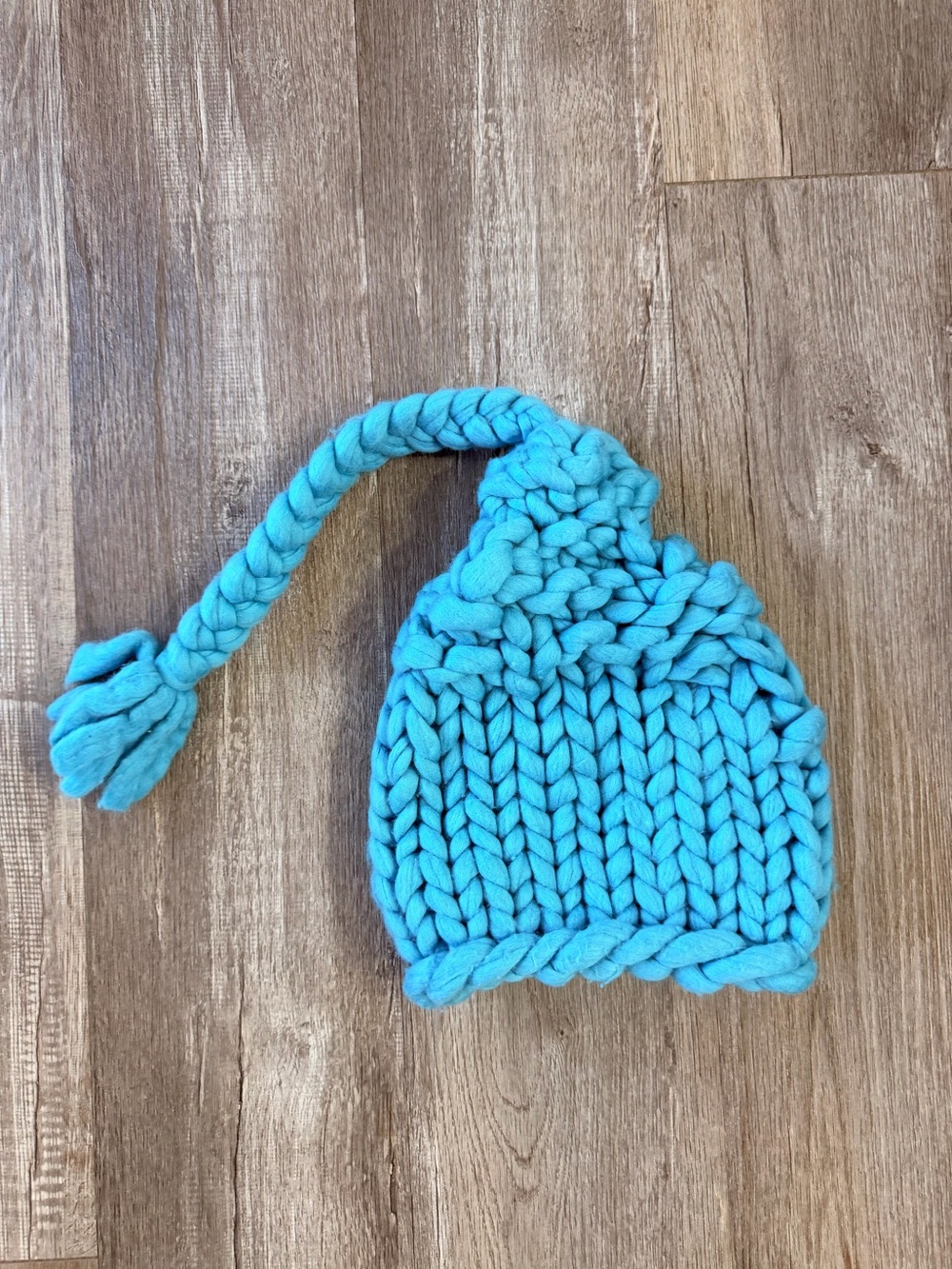 HANDMADE Chunky Knit Tassel Hat